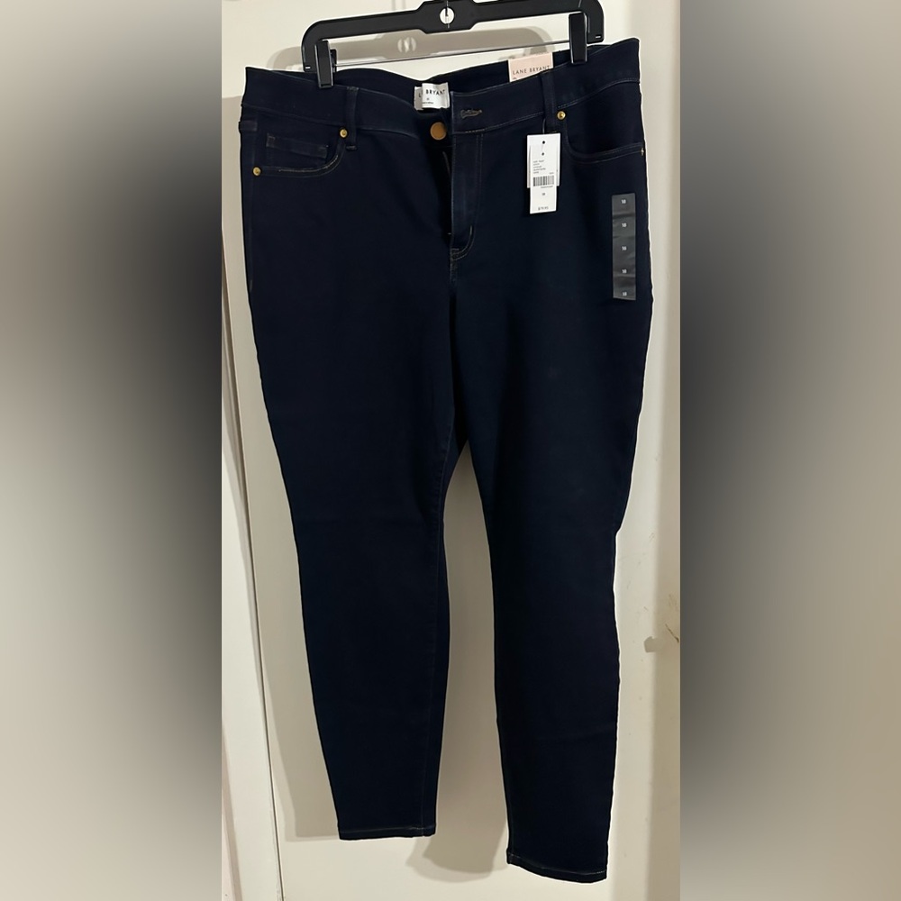 Lane Bryant Signature Fit
Skinny Jeans in a dark blue wash.